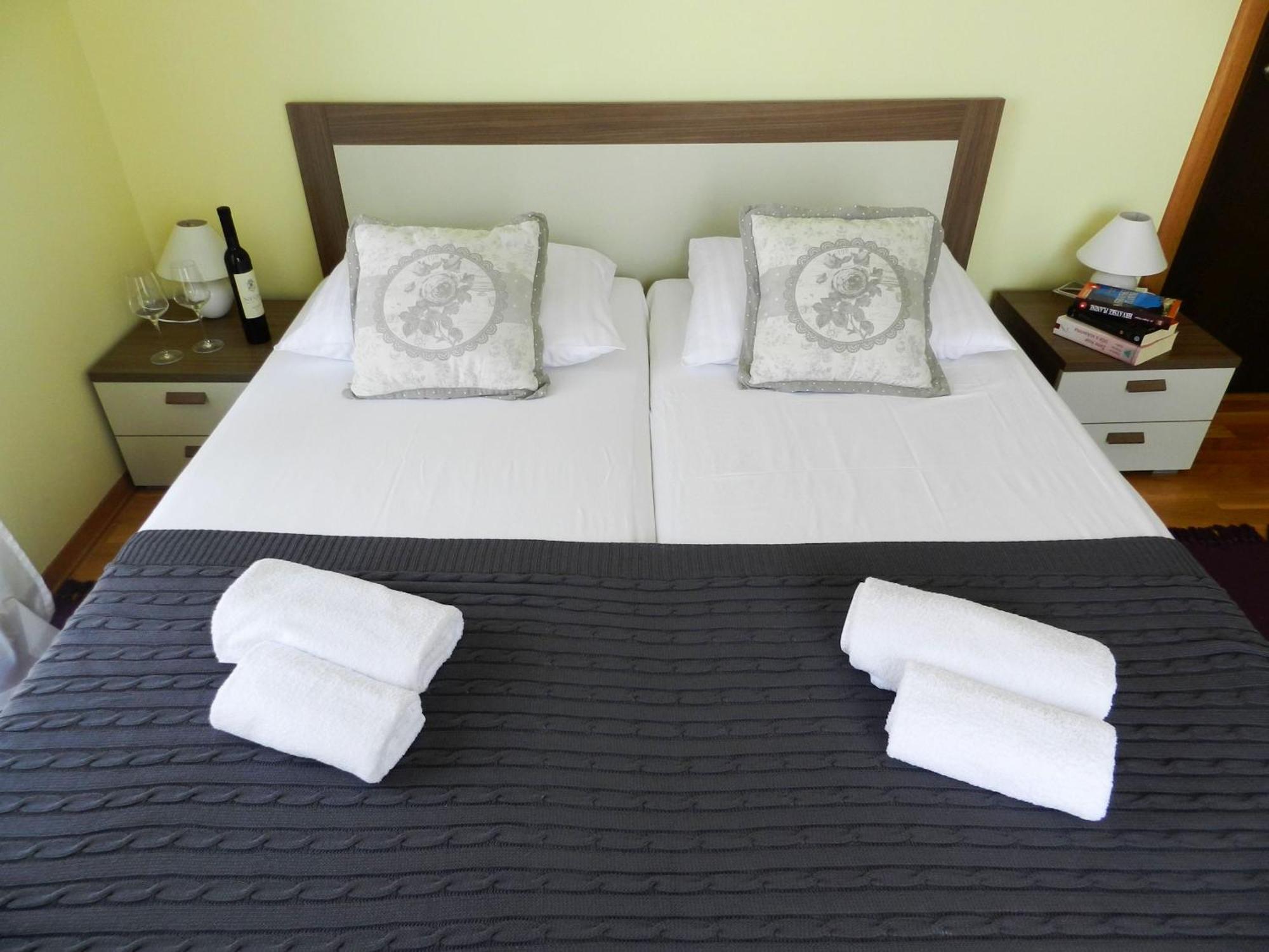 Smaragdna Villa Yourcroatiaholiday Premantura Room photo