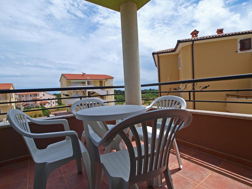 Smaragdna Villa Yourcroatiaholiday Premantura Room photo