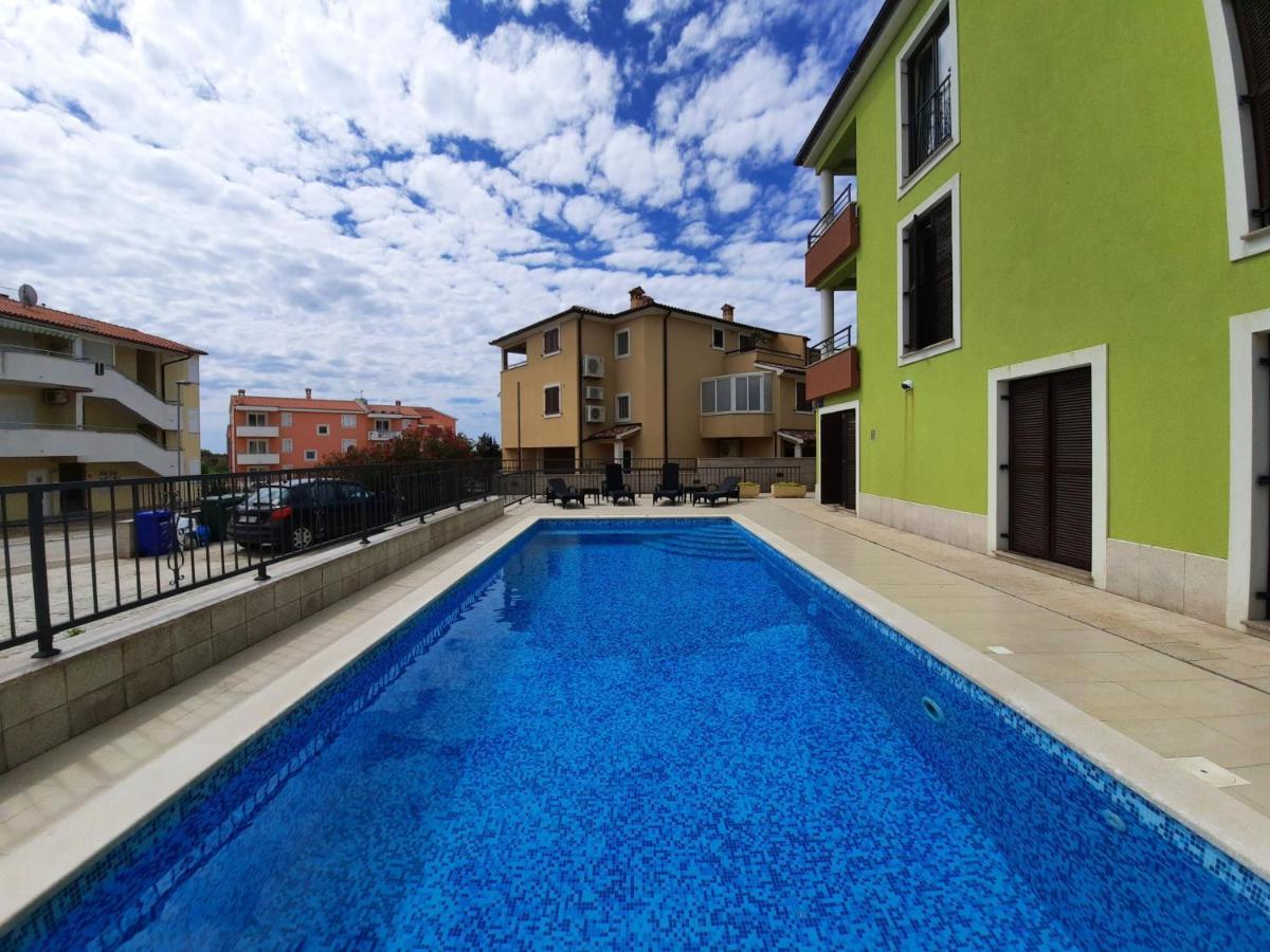 Smaragdna Villa Yourcroatiaholiday Premantura Exterior photo